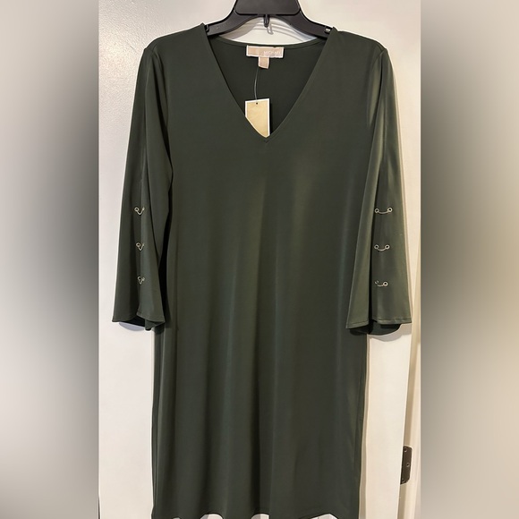Michael Kors Dresses & Skirts - NWT Michael Kors Shift Dress with Split Sleeves - Size M